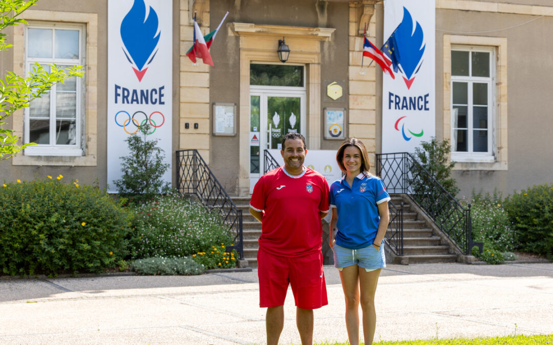 Daniel Caballero et Krystal Cruz, les deux coordinateurs du bureau du comité olympique - Crédit Xavier Ducordeaux