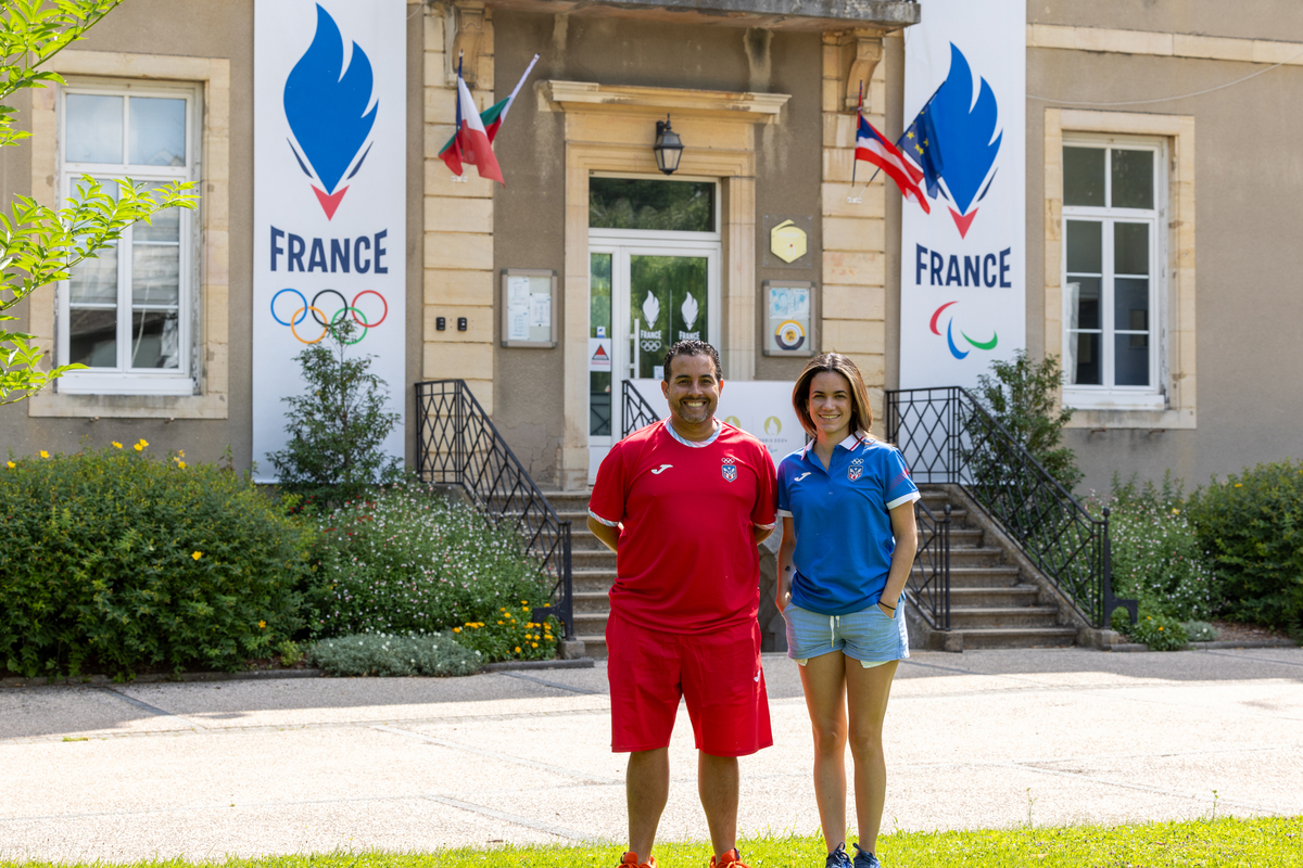 Daniel Caballero et Krystal Cruz, les deux coordinateurs du bureau du comité olympique - Crédit Xavier Ducordeaux