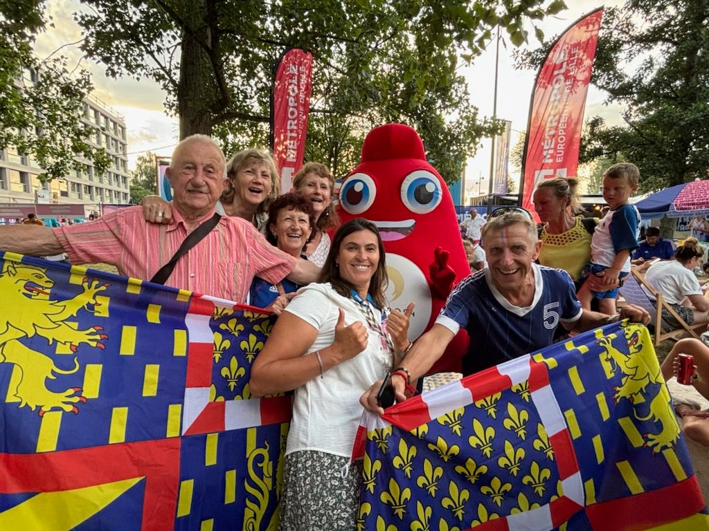 La famille Demouge a vibré au Stade Pierre Mauroy - Photo Christophe Bidal