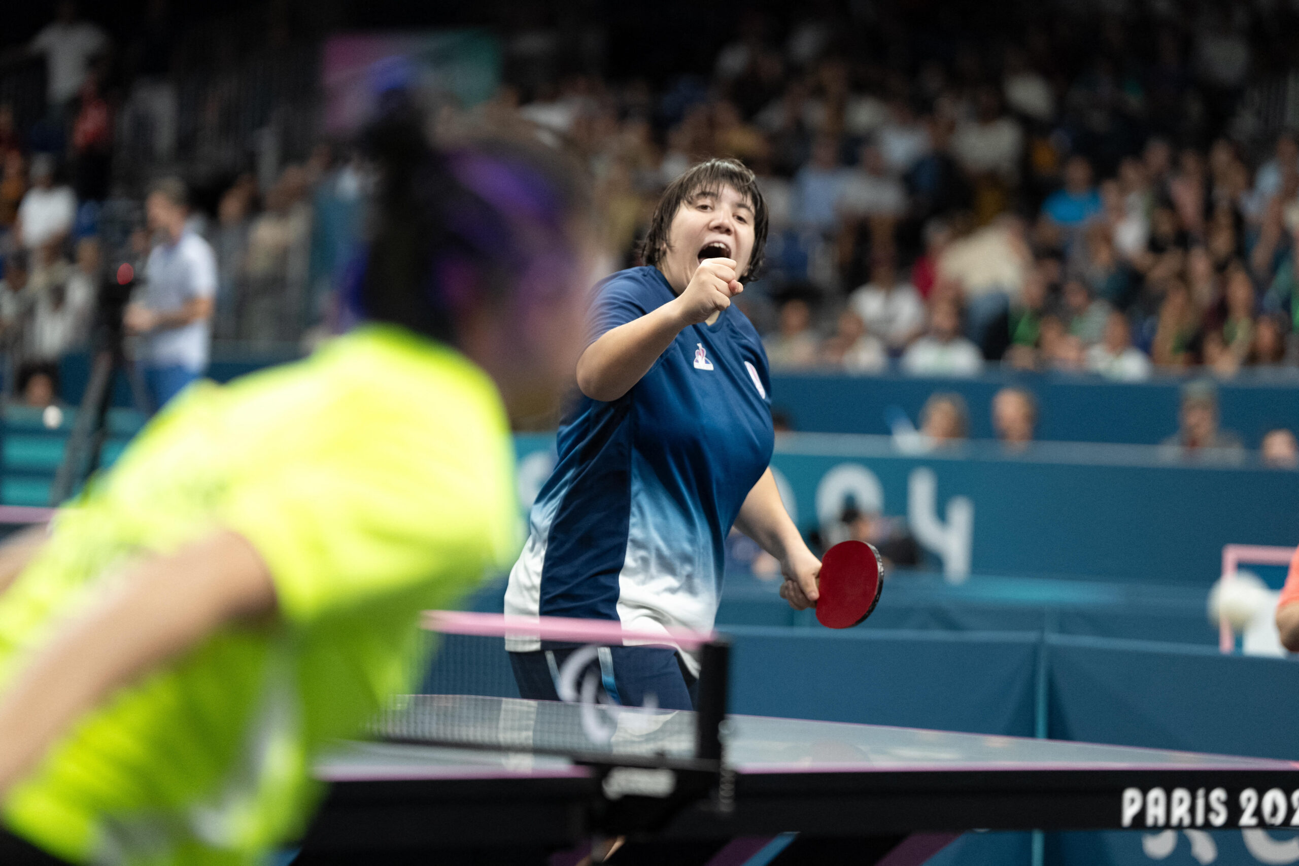 Léa Ferney a tout tenté pour bousculer la numéro une mondial. Elle lui a même pris un set. Mais ça n’a pas suffi pour passer en demi-finale. Photo Benjamin Loyseau - AFP</p>
<p>