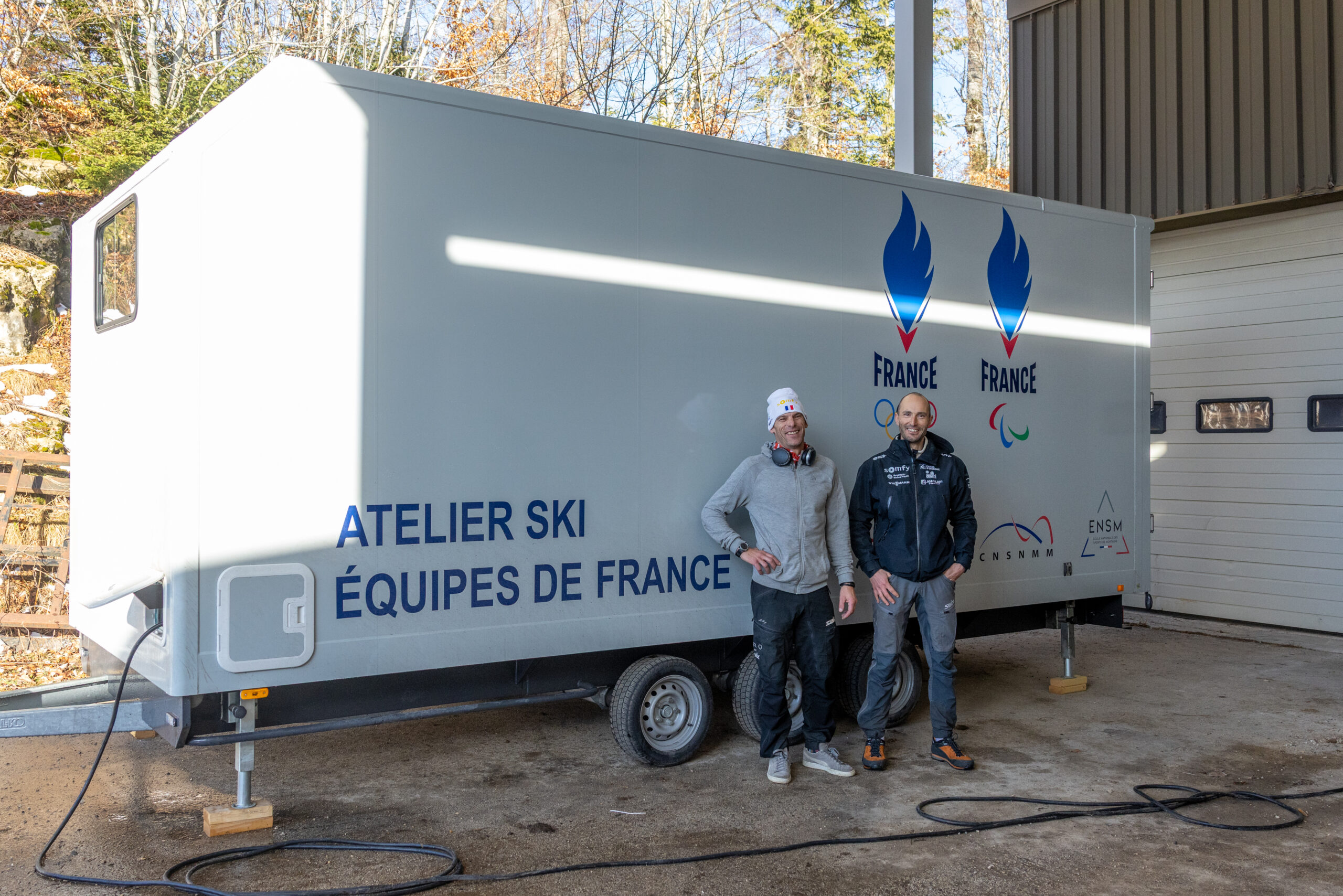 Jean Herody et Samuel Normand seront du voyage à Milan Cortina, à bord de l’atelier ski de l’équipe de France. Photo : Xavier DUCORDEAUX